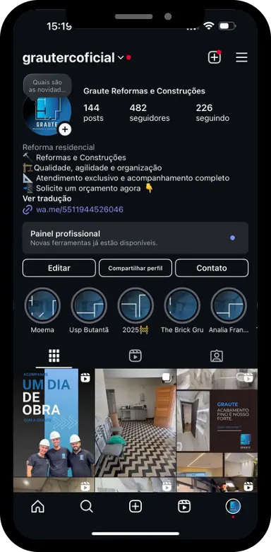 Celular com Instagram